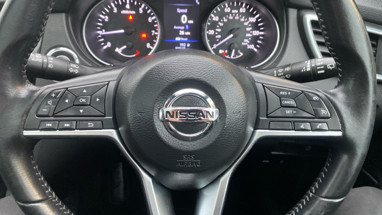 Nissan Qashqai 1.3 DiG-T N-Motion 5dr Petrol Hatchback